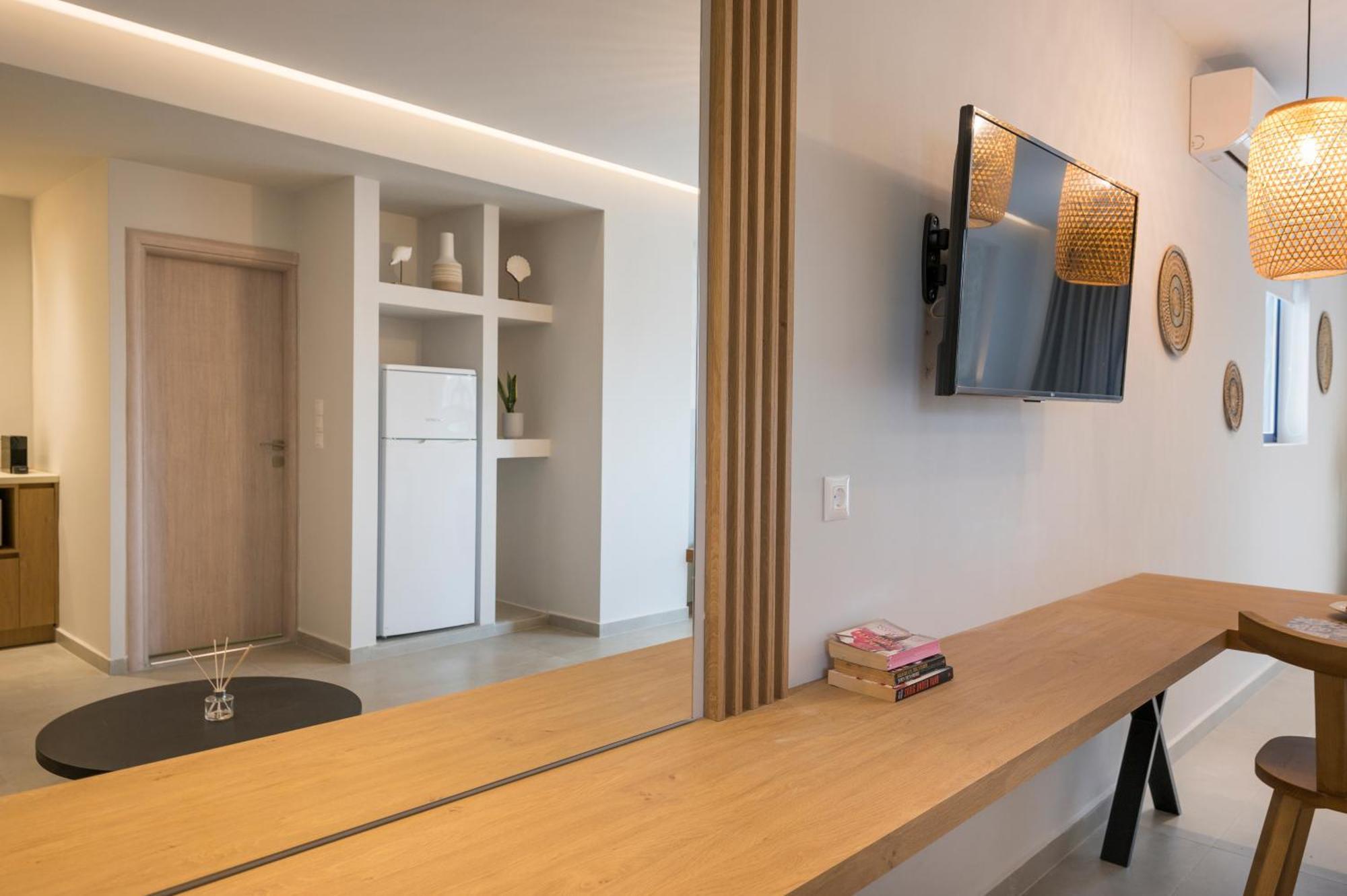 Esplanade Apartments กาลาธาส ภายนอก รูปภาพ