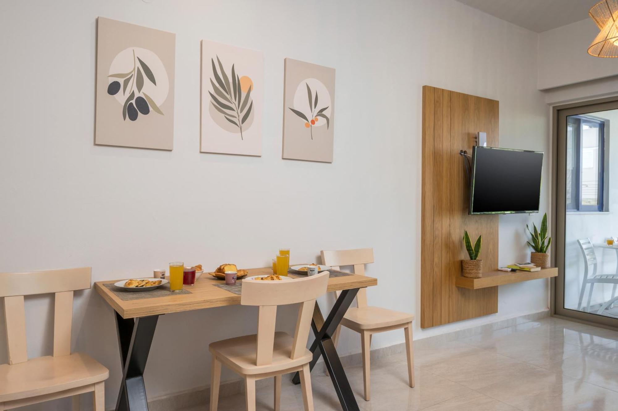 Esplanade Apartments กาลาธาส ภายนอก รูปภาพ
