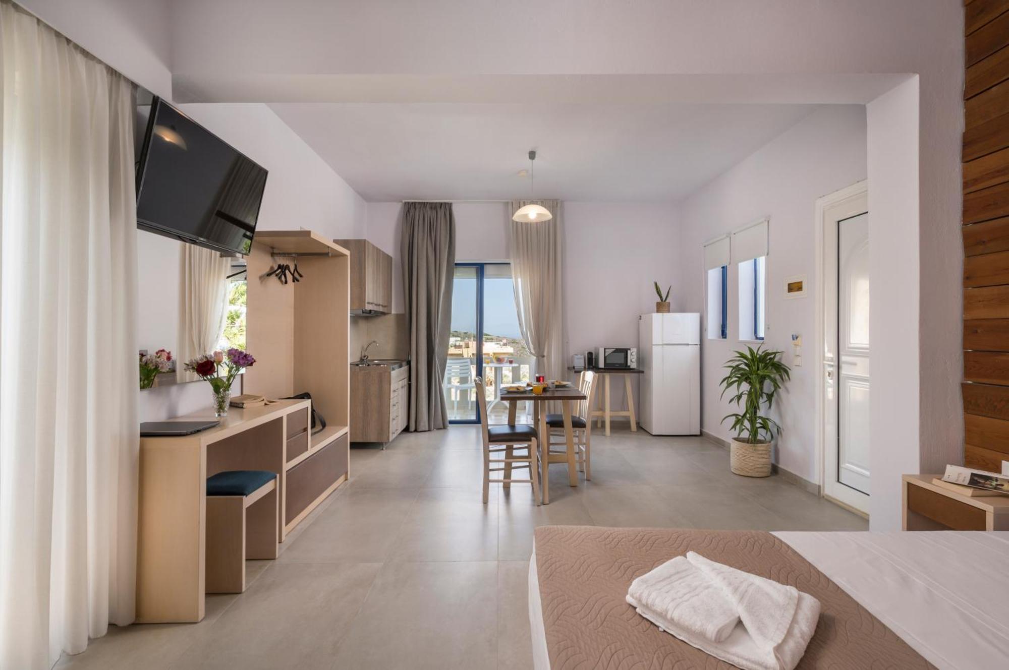 Esplanade Apartments กาลาธาส ภายนอก รูปภาพ